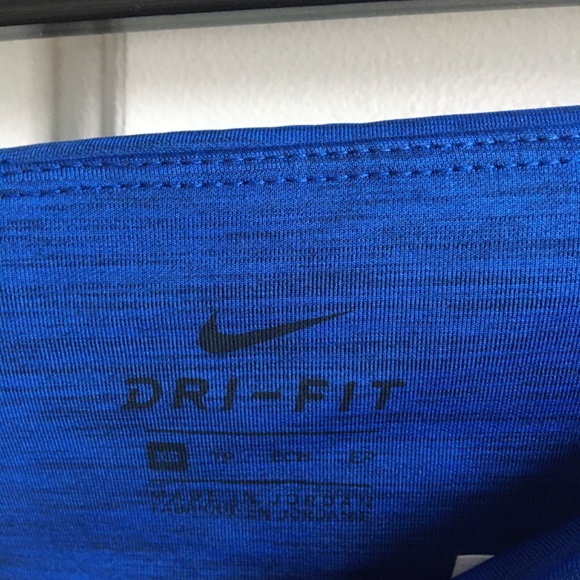 Nike DryFit Electric Blue Calf Legging - Picture 2 of 4